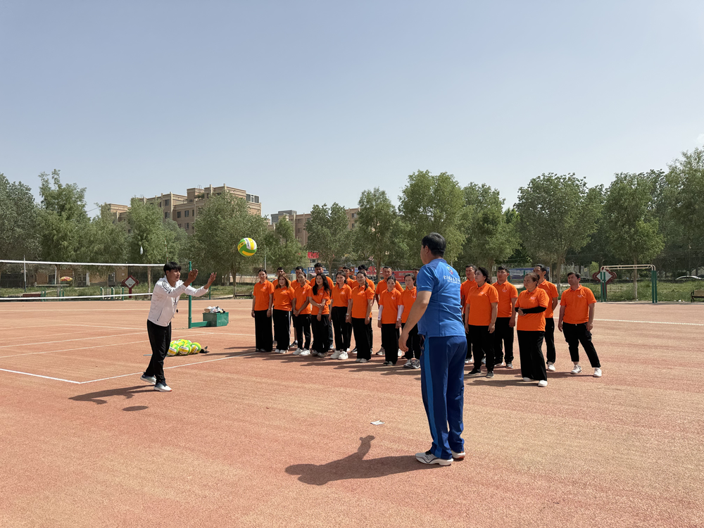 2026年巴楚县国家三级社会体育指导员（气排球项目）培训班正式开班(图3)