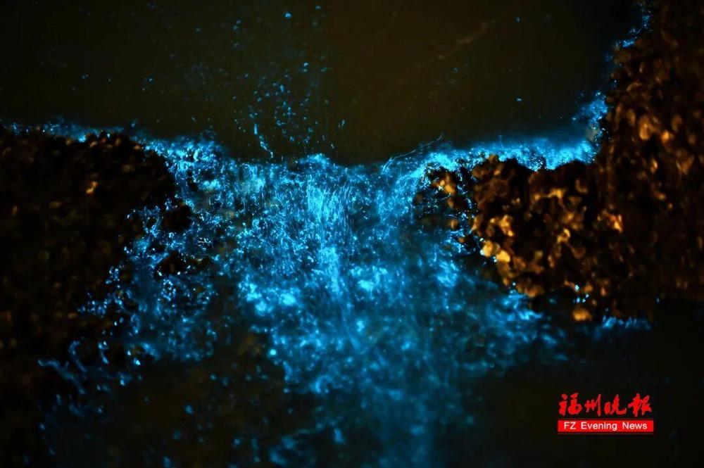 ���λã����������ᱬ�����������У�