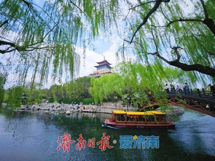 舟行碧波赏泉韵 点亮泉城文旅水上风景线