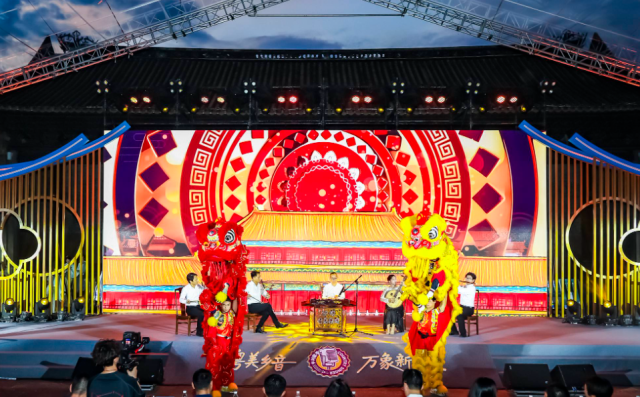 《娱乐升平》环节表演。 《娱乐升平》环节表演。