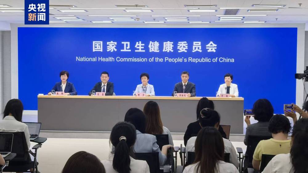 切勿擅自掰开成人药片给孩子服用专家提醒避开这些常见用药误区(图1)