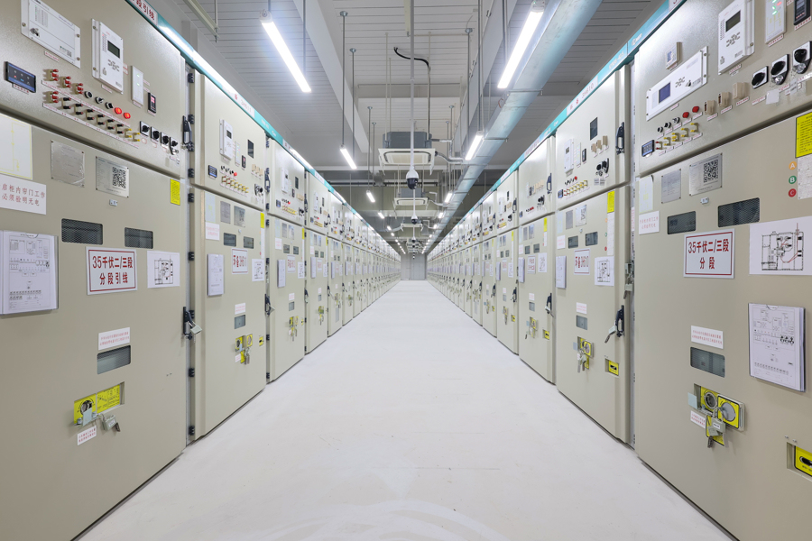 220千伏余环站35千伏开关柜室内景