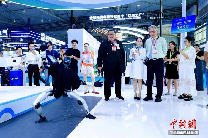 从“炫技”到落地成都智博会折射AI产业新图景(图1)