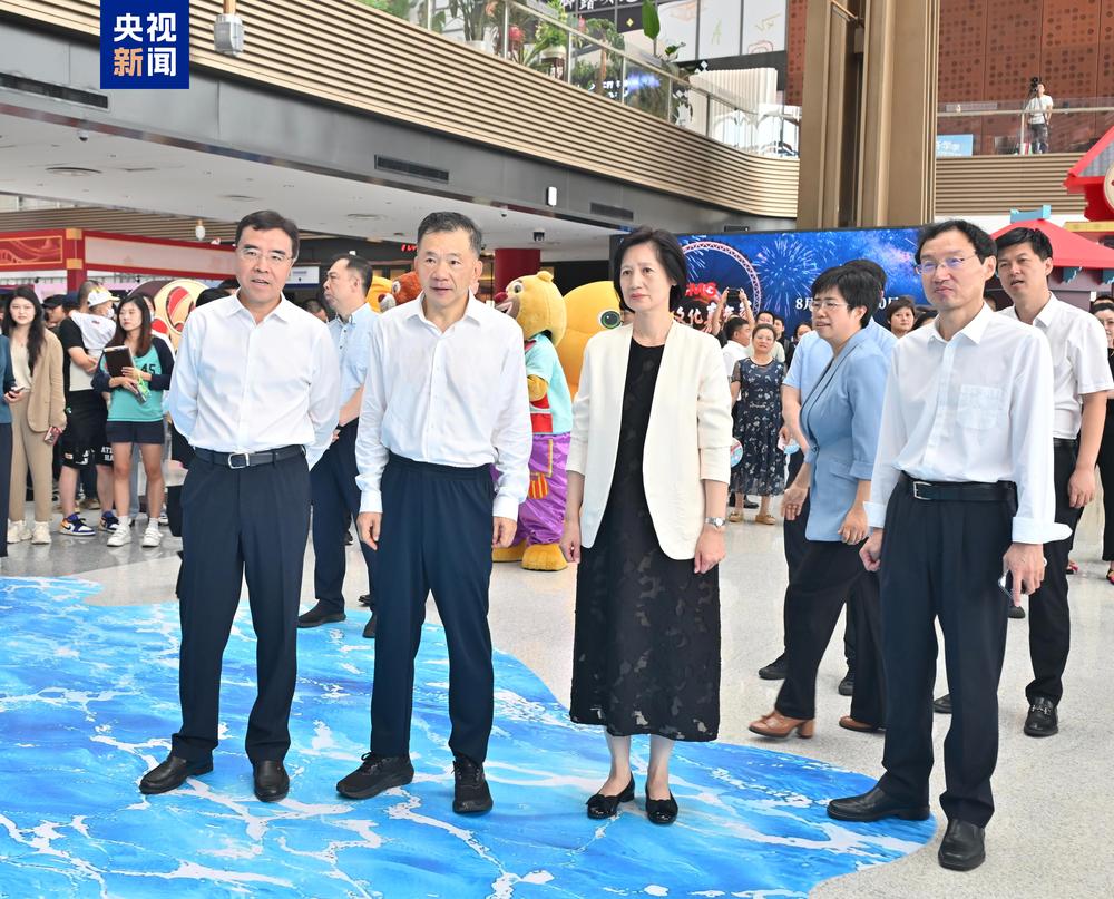 人气爆棚！“CMG电影文化嘉年华·天津专场”双市集同步开启