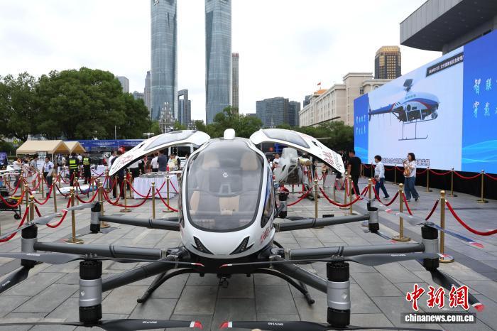 国庆科创集市点亮江西南昌 低空经济与智能穿戴产业蓄势腾飞