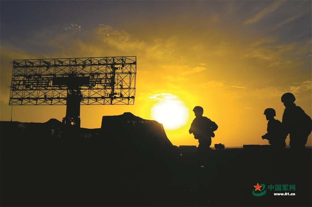 83512ec4ae13ffebd6681d46cc236d3b.jpg