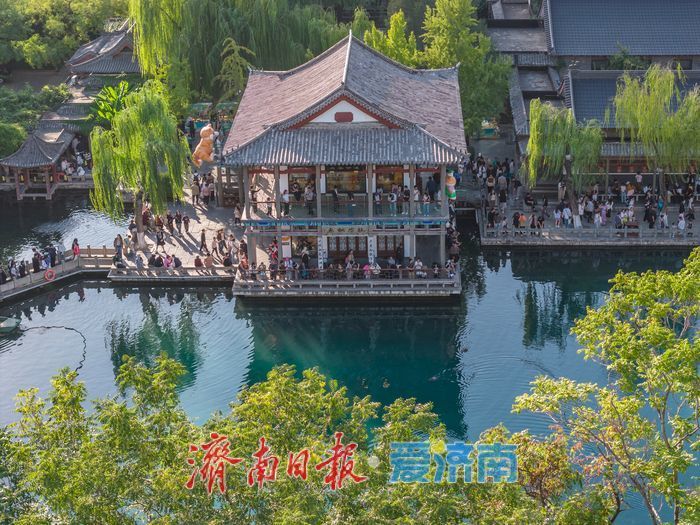 龙潭观鱼,邂逅泉城秋日国风